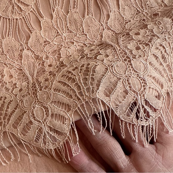 NWOT - MAURICES Size Large Set of 2 Lace Sleeveless Tops in Rose and Off-White - Picture 6 of 14